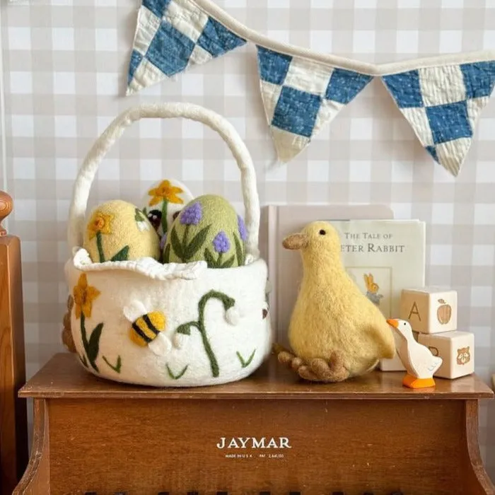 Artisan Easter Egg Pearl Hyacinth