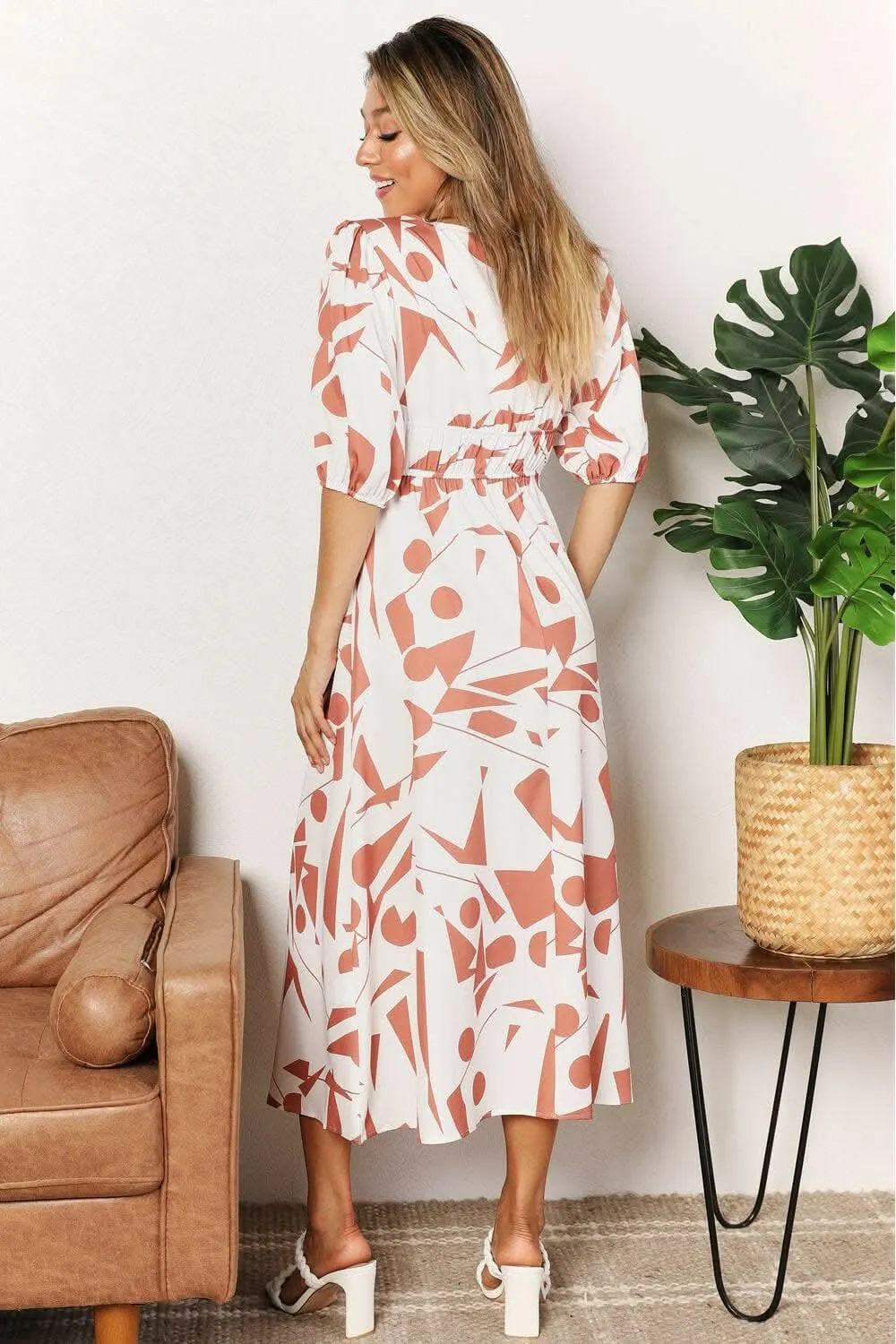 Chic balloon sleeve dress - midi length