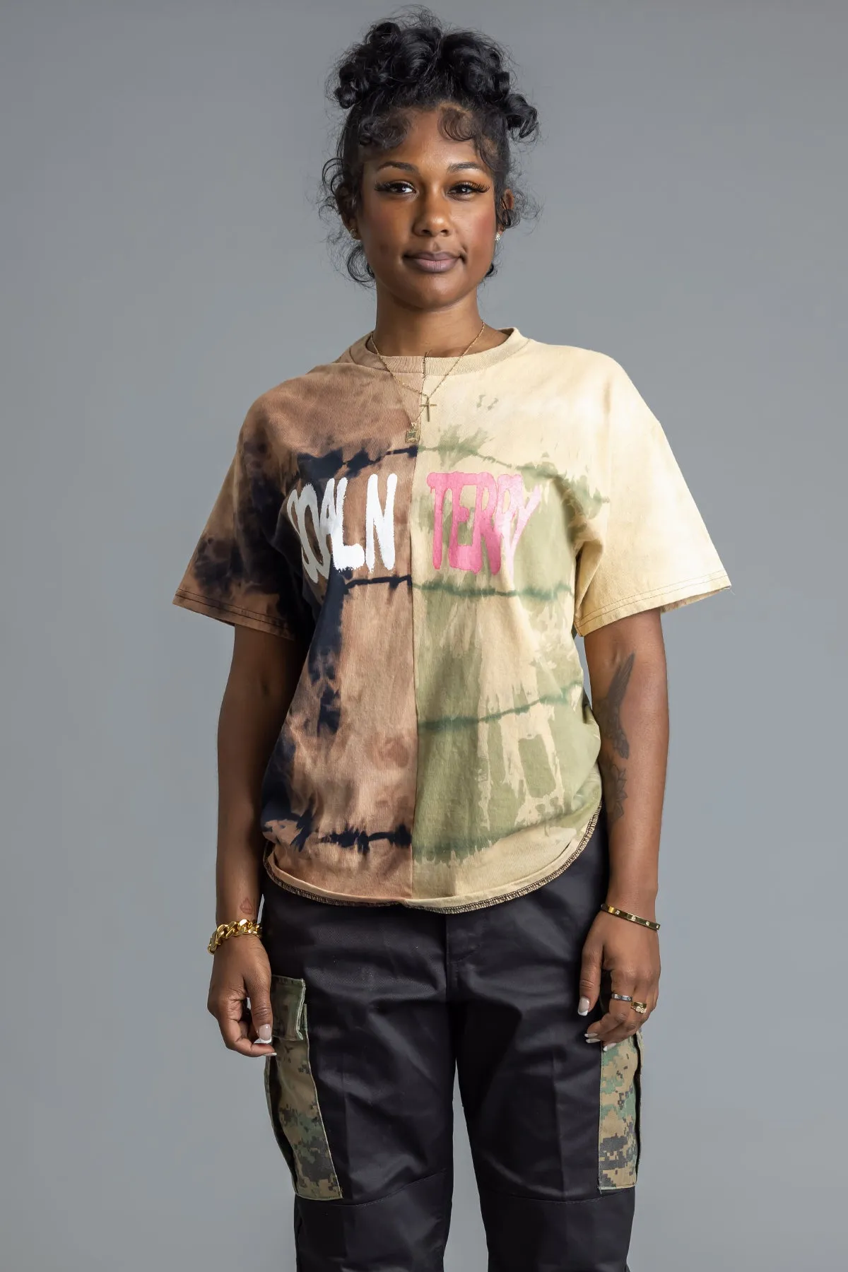 GREEN ACID N RUSTED 2TONE SPRAY CNT TEE