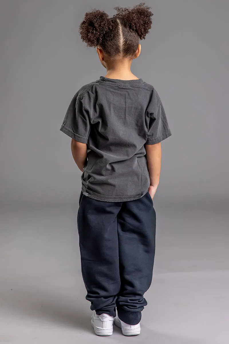 KIDS DARK GREY N ORANGE SPRAY TEE