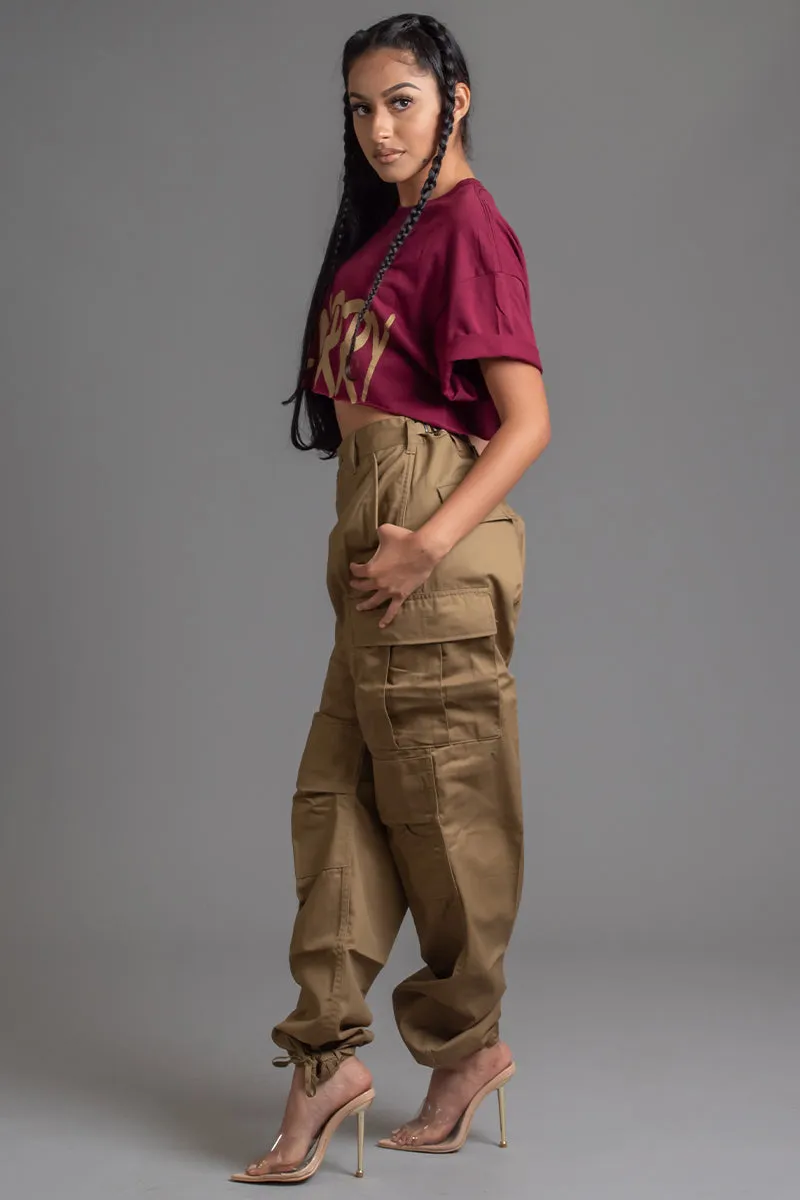 MAROON N GOLD CNT OVERLAY CROP TEE