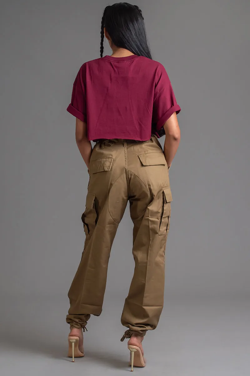 MAROON N GOLD CNT OVERLAY CROP TEE