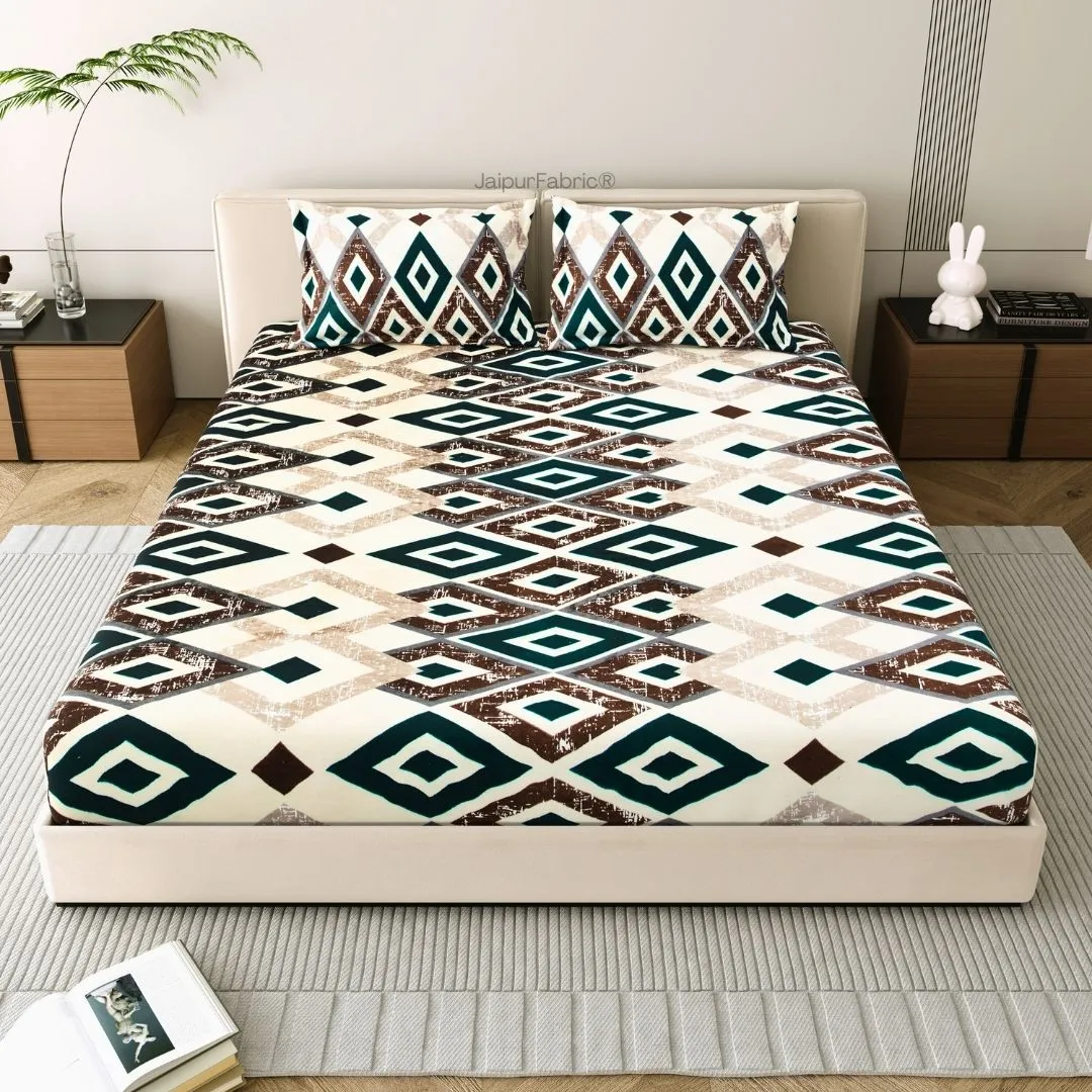 Modern Diamond Mosaic Chilly Winter Evenings Woolen Double Bedsheet