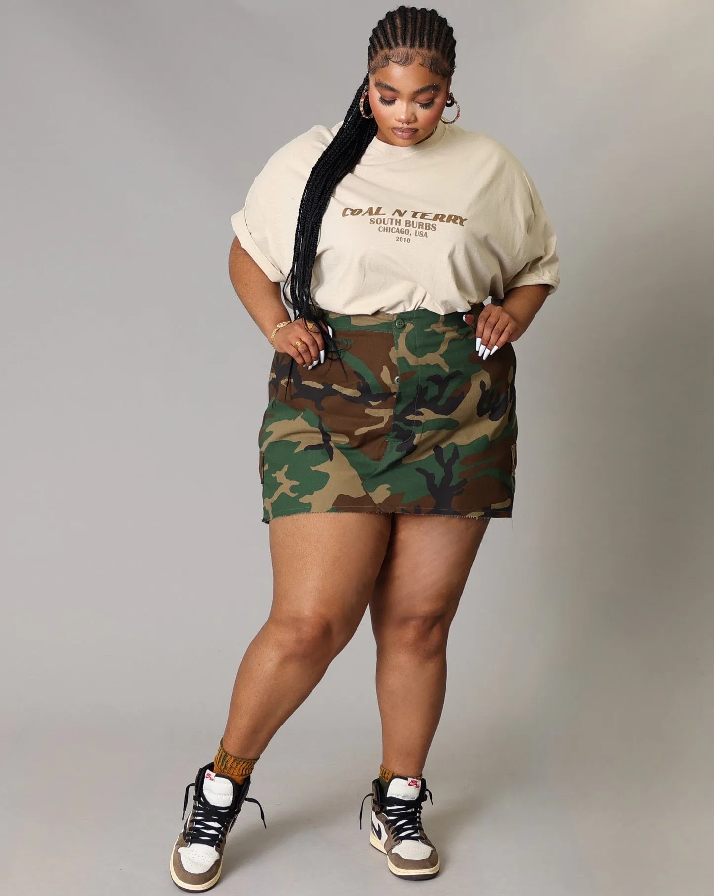 PLUS SAND N CHOCOLATE BURBS TEE