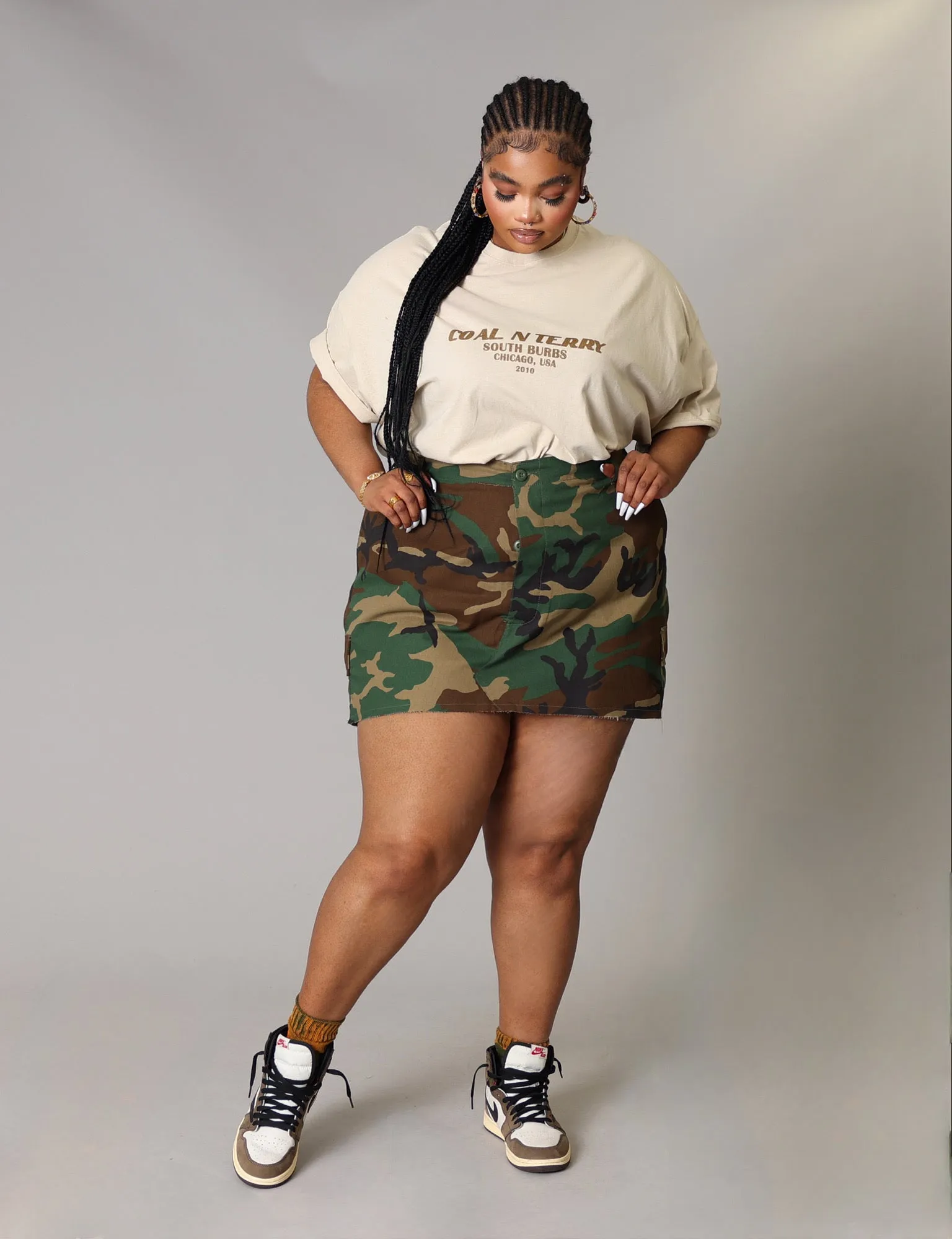 PLUS SAND N CHOCOLATE BURBS TEE